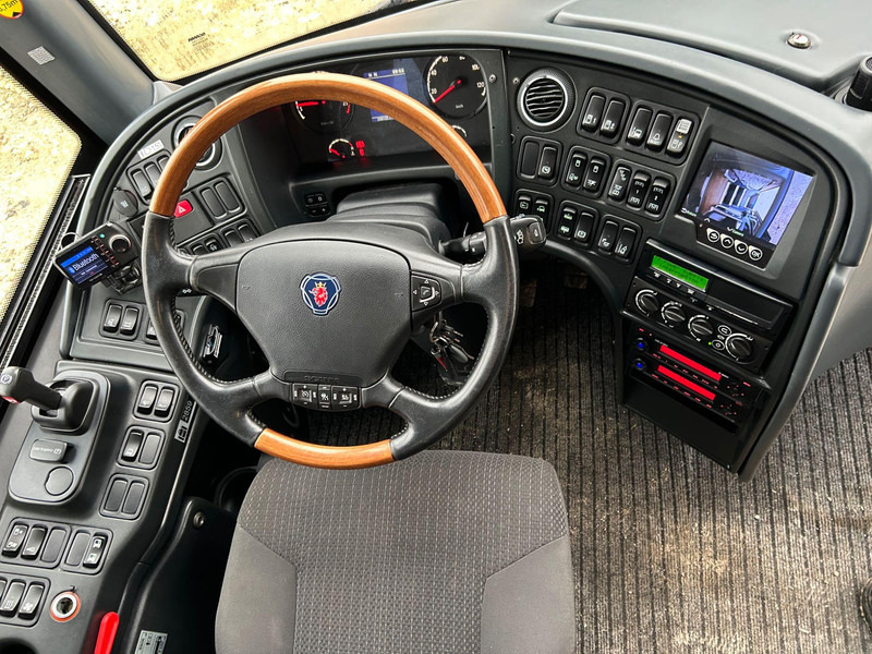 Turistbuss Scania K 450 Interlink / MYÖS VUOKRA / TULOSSA