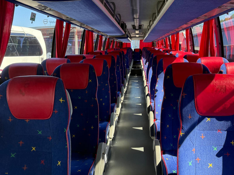 Turistbuss Volvo 9700 B8R | TULOSSA | 61 PAIKKAA