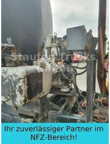 Asfaltmaskin MAN 19 280 F FEDERAL BREINING*Asphaltspritzmaus Emulsi