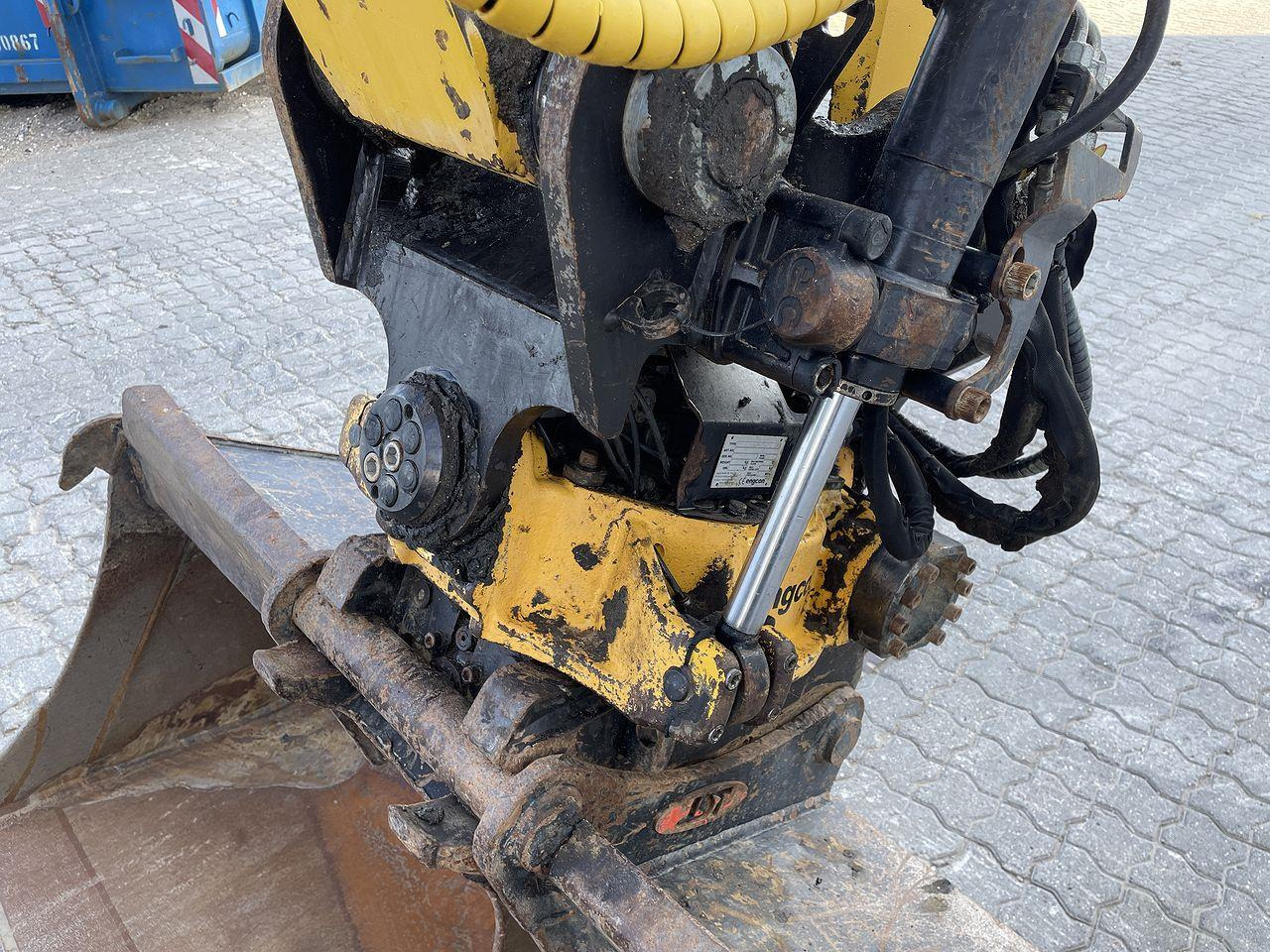 Bandgrävare Komatsu PC138US-11