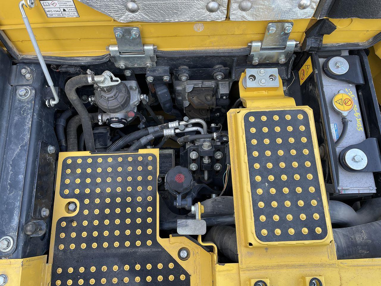 Bandgrävare Komatsu PC138US-11