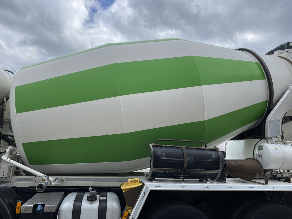 Betongbil Mercedes-Benz 3236 B Arocs