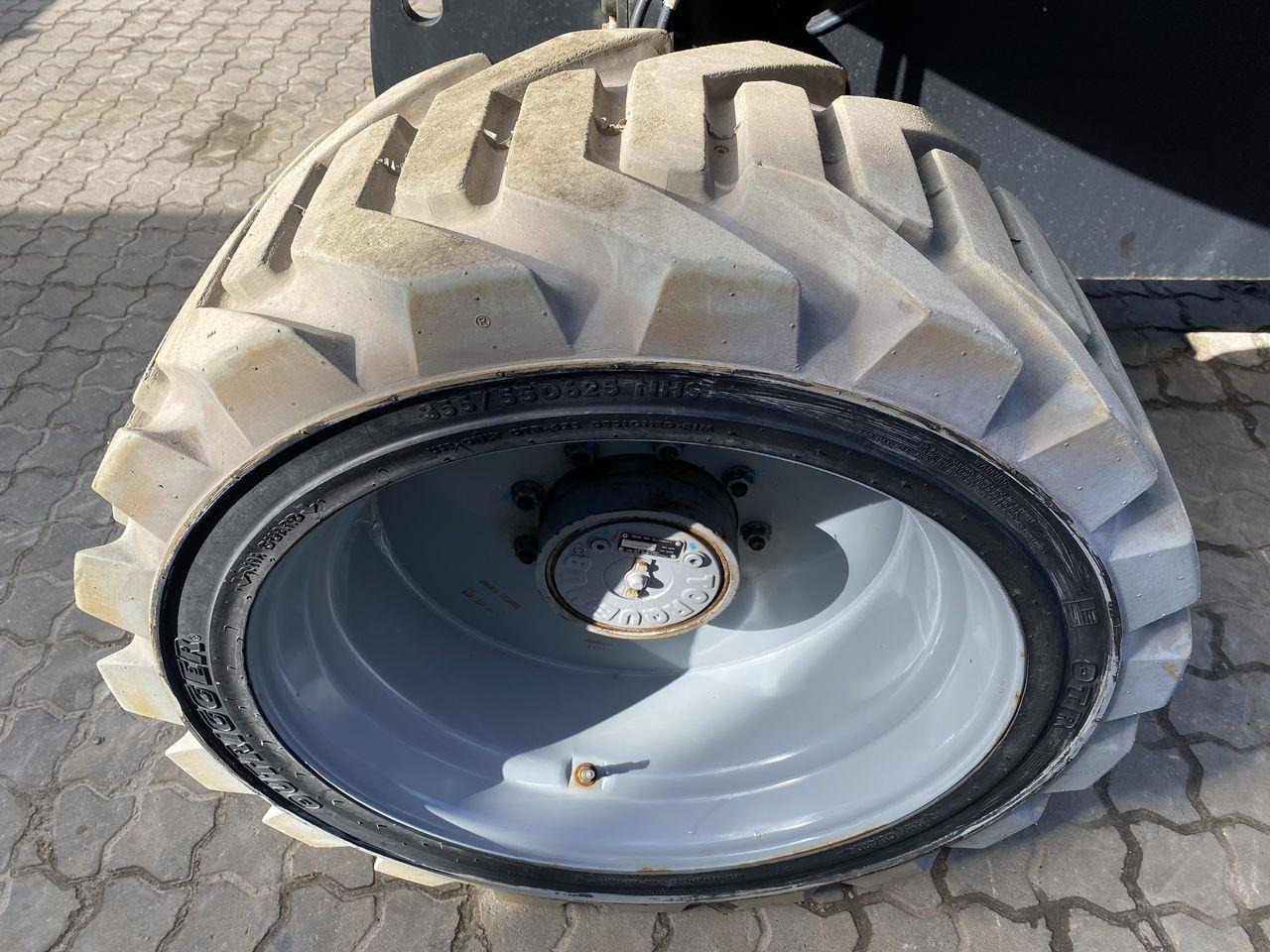 Bomlift Genie Z60/37 DC