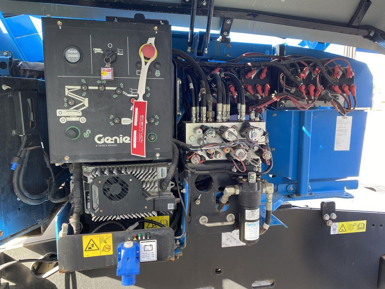 Bomlift Genie Z60/37 DC