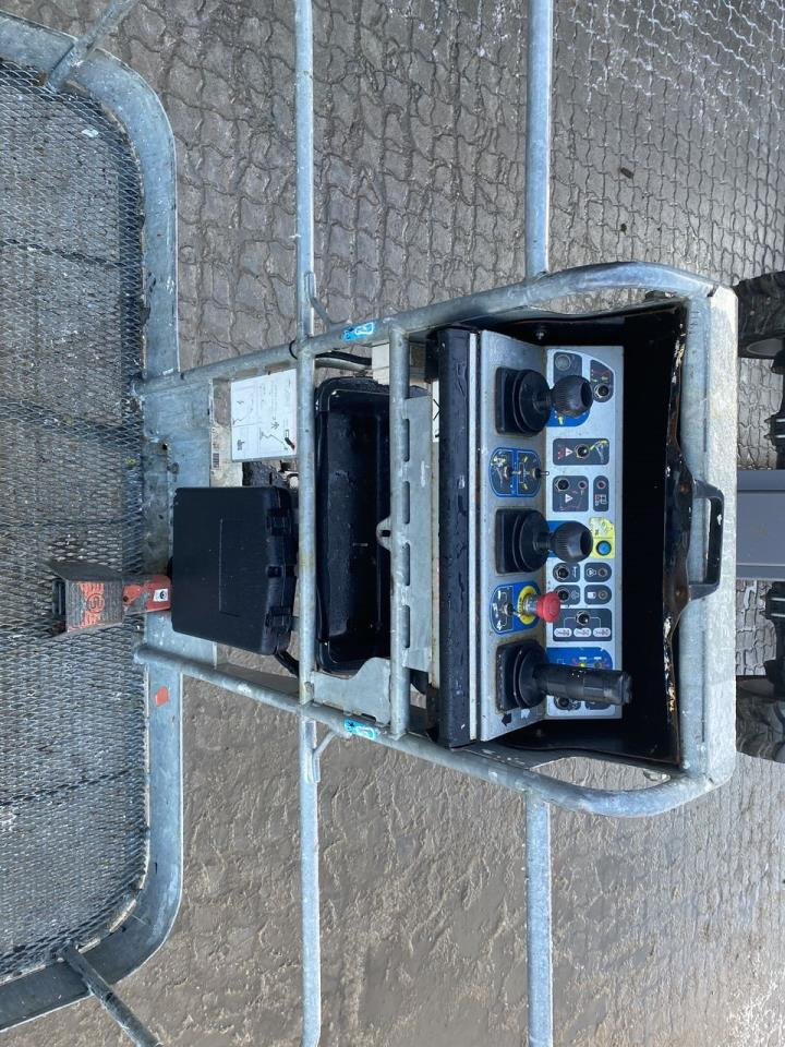 Bomlift Manitou 160ATJ RC