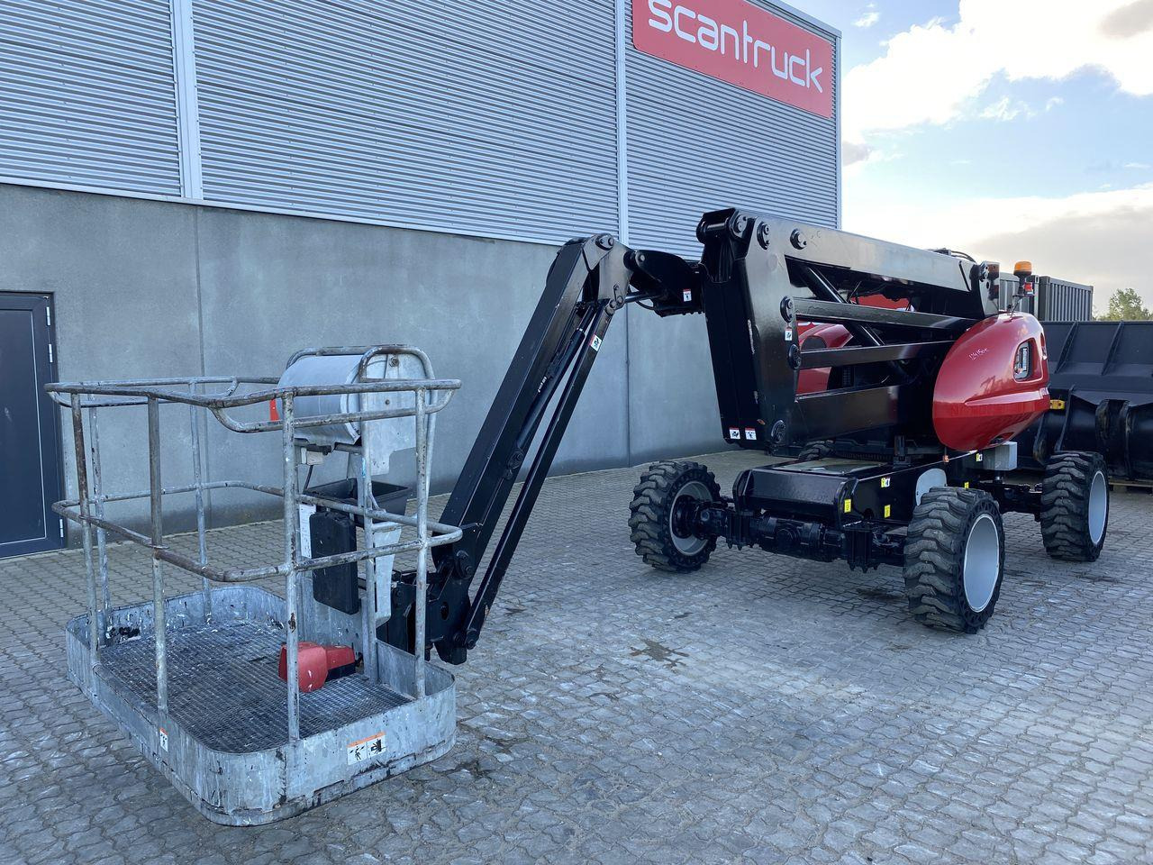 Bomlift Manitou 160ATJ RC