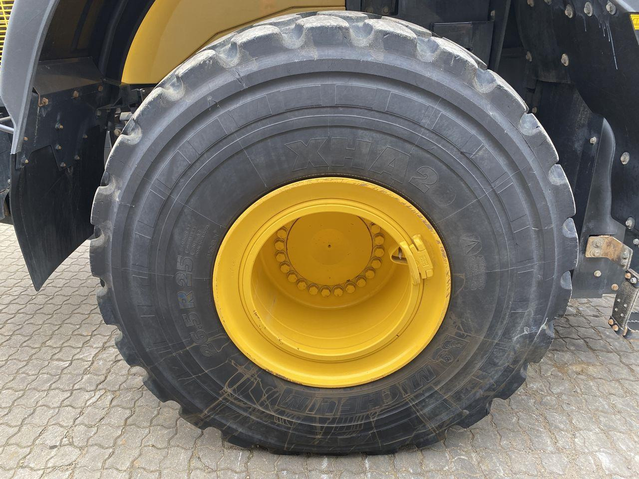 Hjullastare Komatsu WA480-8