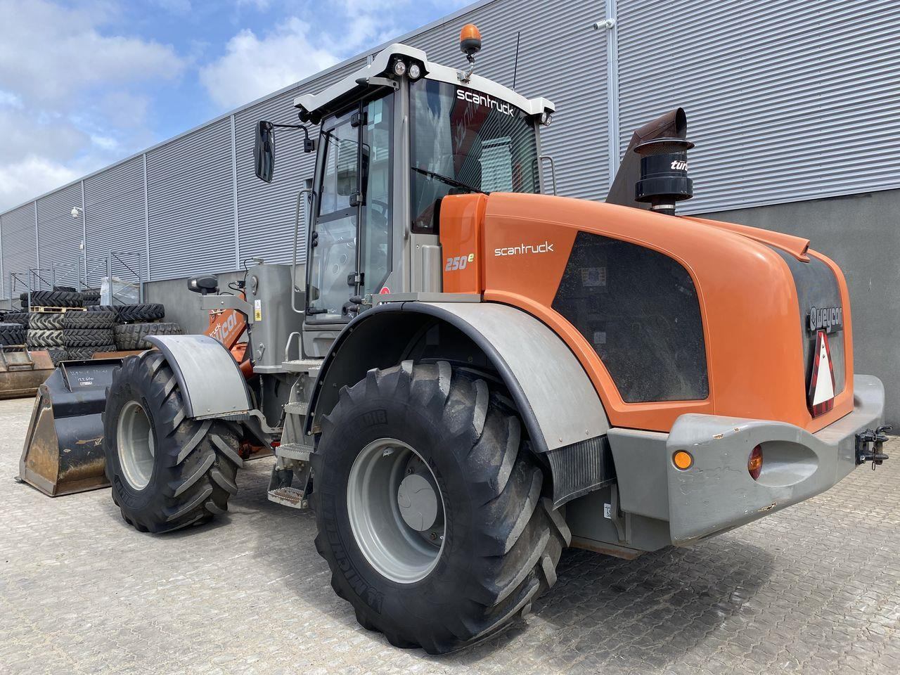 Hjullastare Weycor AR250e