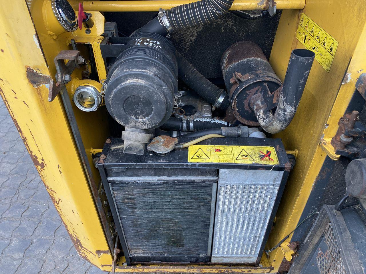 Kompaktlastare/ Slirstyrda lastare Gehl SL1635