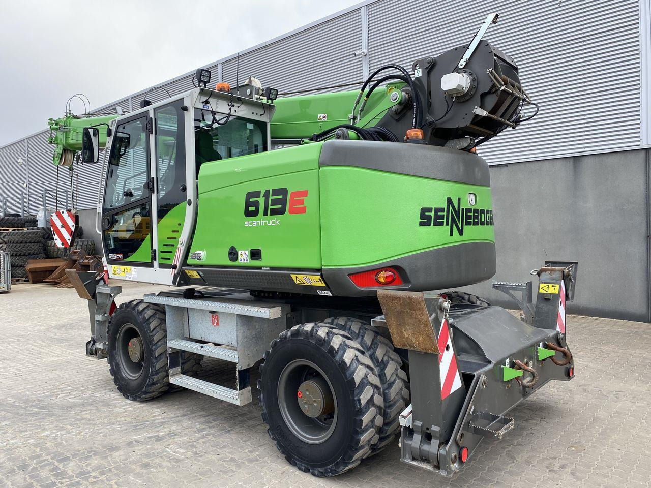 Materialhanterare SENNEBOGEN 613E-M