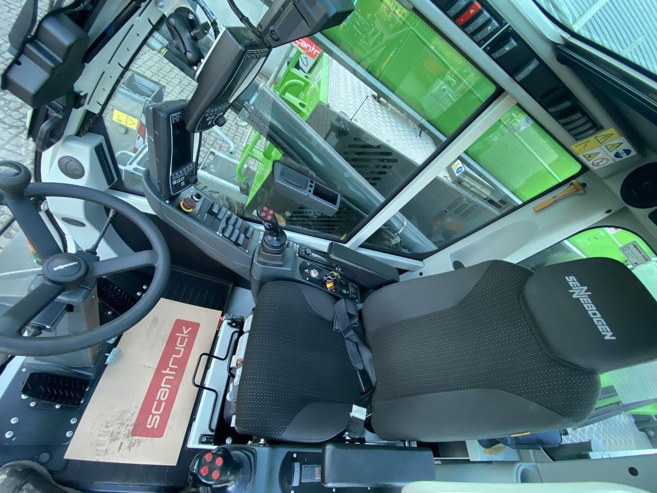 Materialhanterare SENNEBOGEN 613E-M