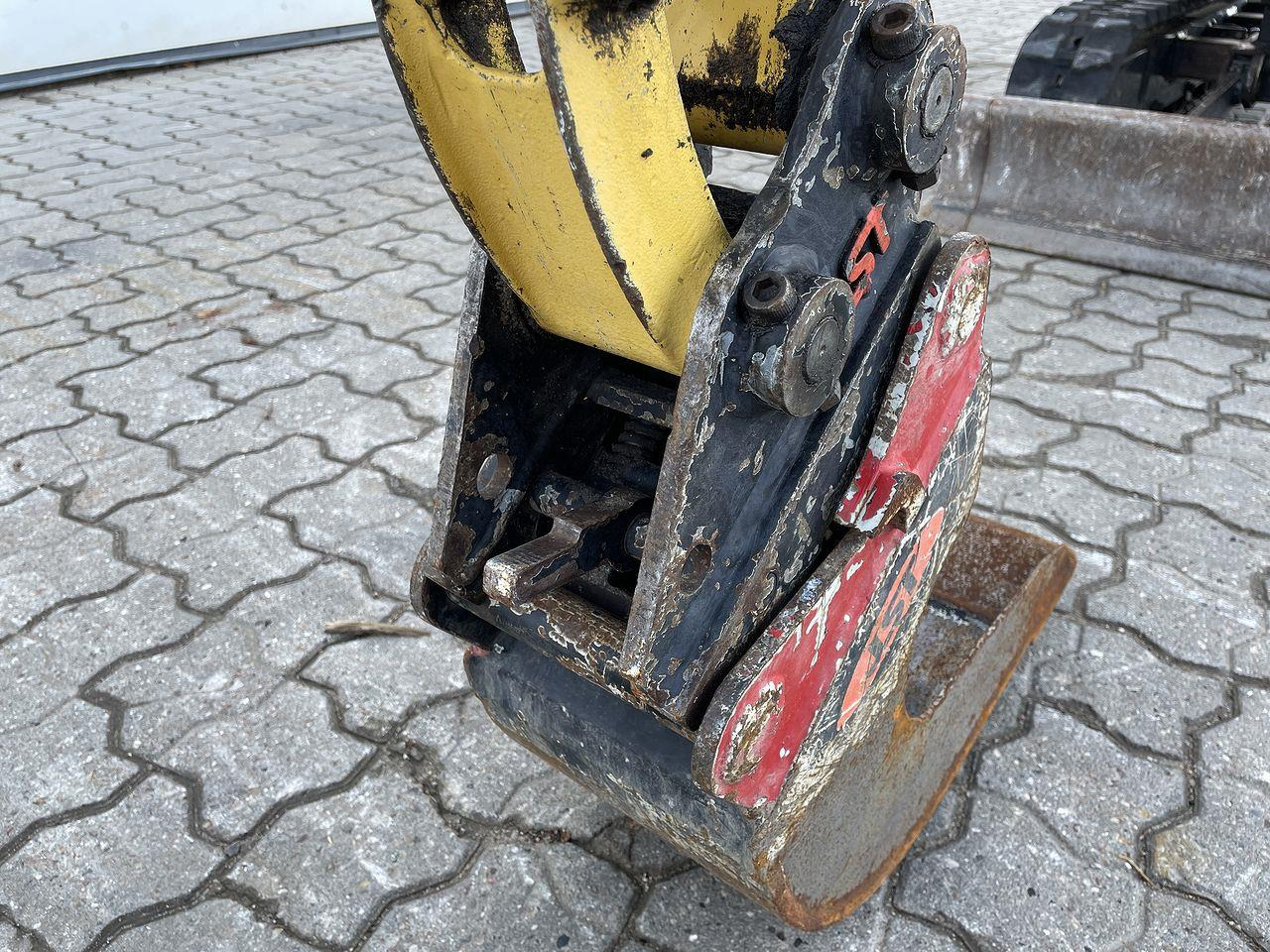 Minigrävmaskin Yanmar VIO12