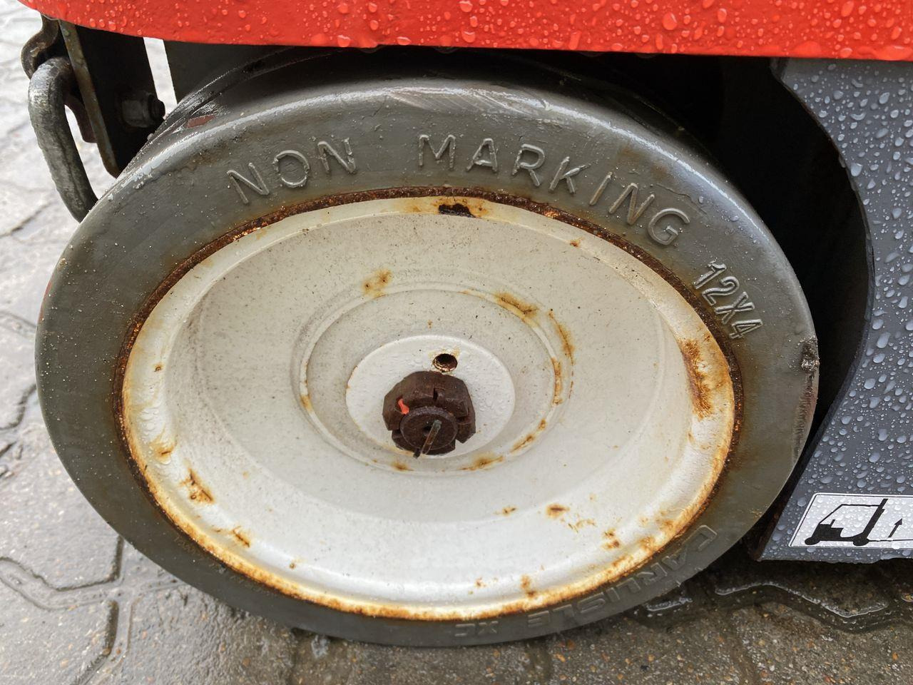 Pelarlift Skyjack SJ16