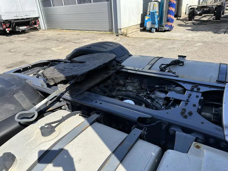 Dragbil DAF XF 106.510 SSC MEGA Intarder ACC 2x Tank