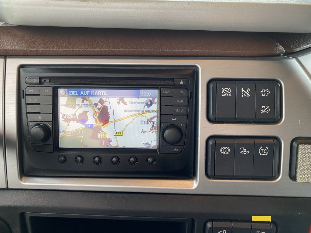 Dragbil DAF XF 530 FT