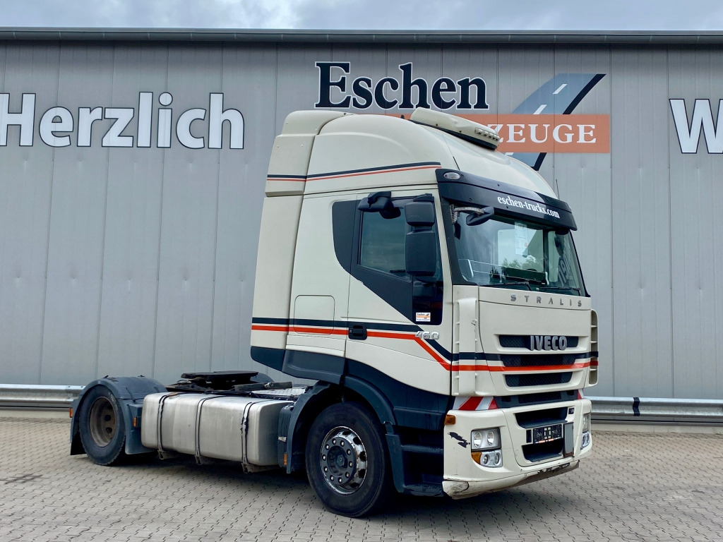 Dragbil Iveco AS 440 S 46 T/P Stralis