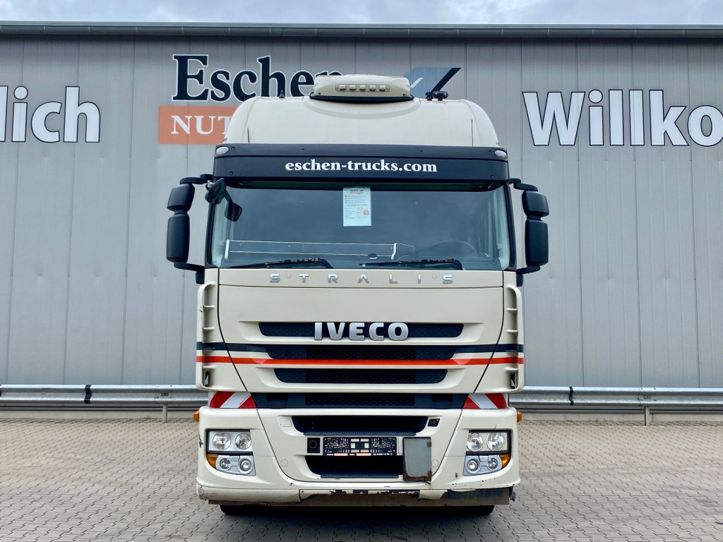 Dragbil Iveco AS 440 S 46 T/P Stralis