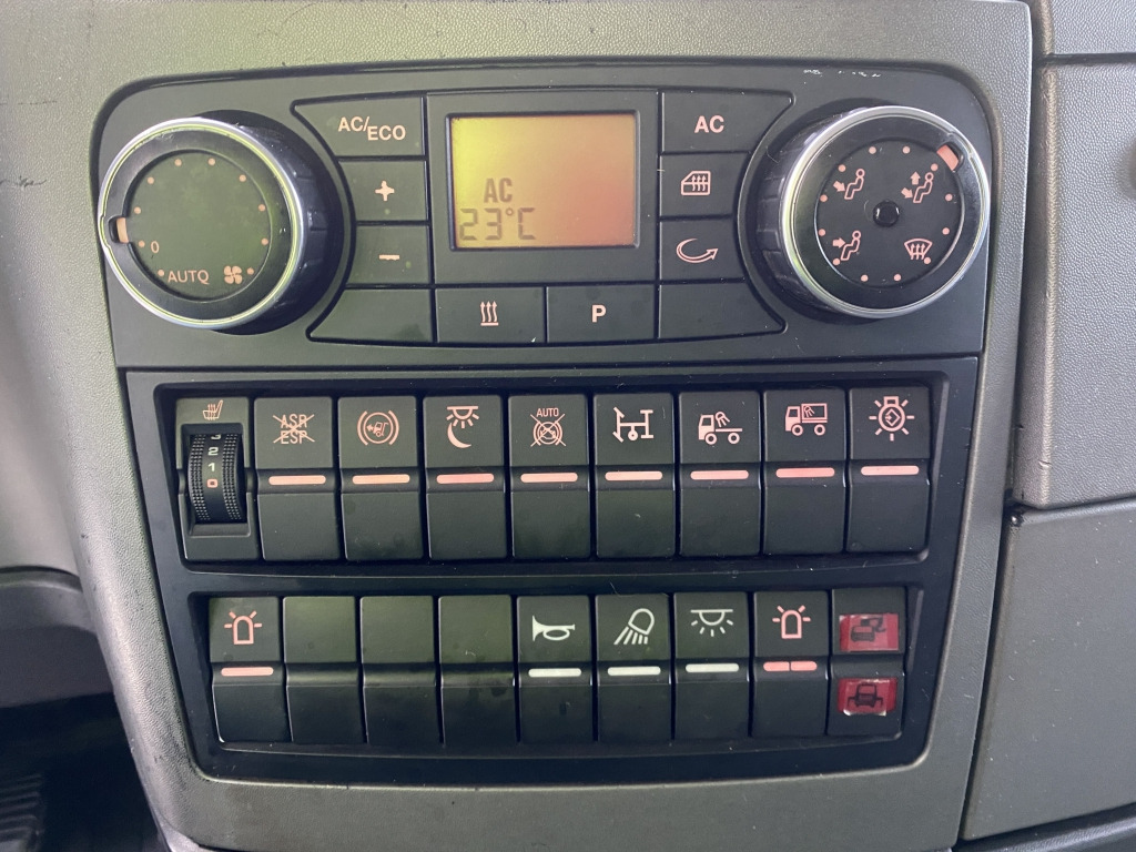 Dragbil MAN TGX 18.400 4x2 BLS / Palfinger PK18.502 Kran