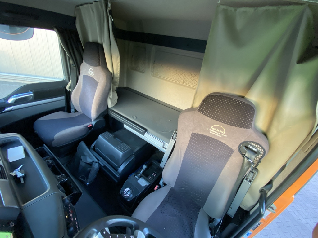 Dragbil MAN TGX 18.420 4x2 BLS