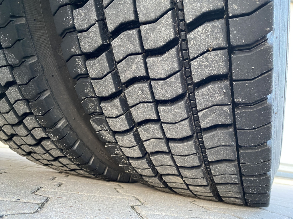 Dragbil MAN TGX 18.420 4x2 BLS