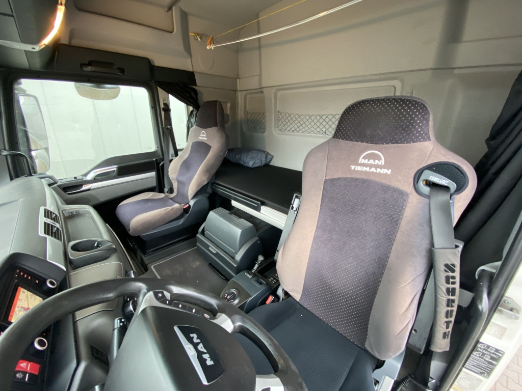 Dragbil MAN TGX 18.440 4x2 BLS