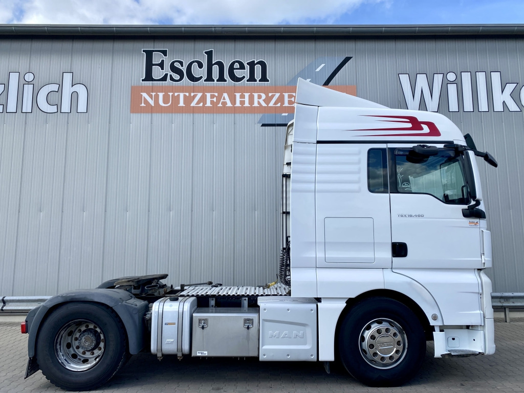 Dragbil MAN TGX 18.460 4x2 LLS