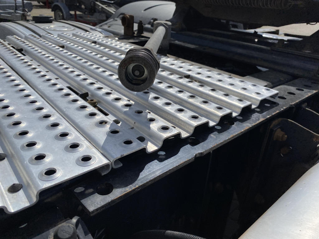 Dragbil MAN TGX 18.460 4x2 LLS