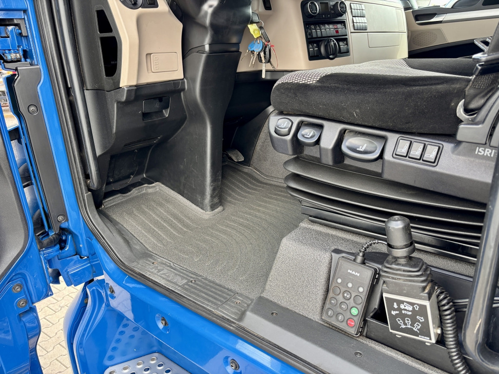 Dragbil MAN TGX 18.460 4x4 H BLS