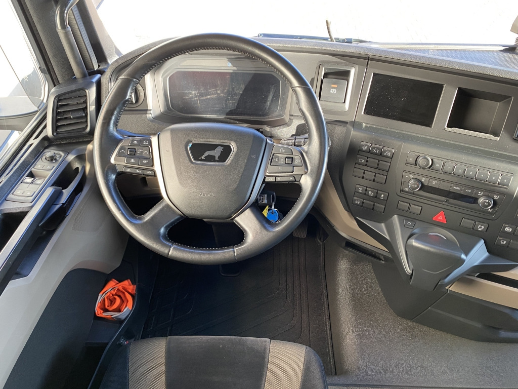 Dragbil MAN TGX 18.510 4x2 BL