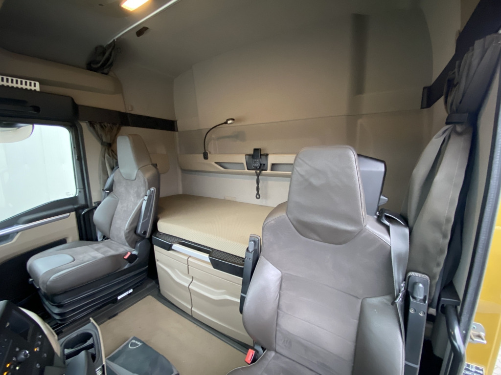 Dragbil MAN TGX 18.510 4x2 LL