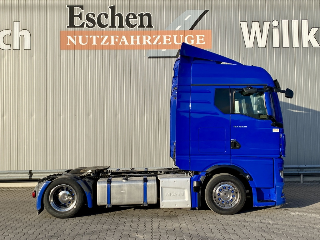 Dragbil MAN TGX 18.510 4x2 LL / Lowliner