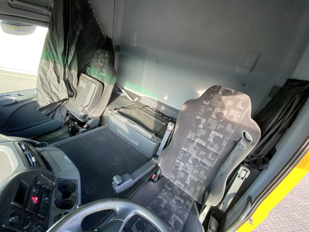 Dragbil Mercedes-Benz 1841 LS Actros MP2