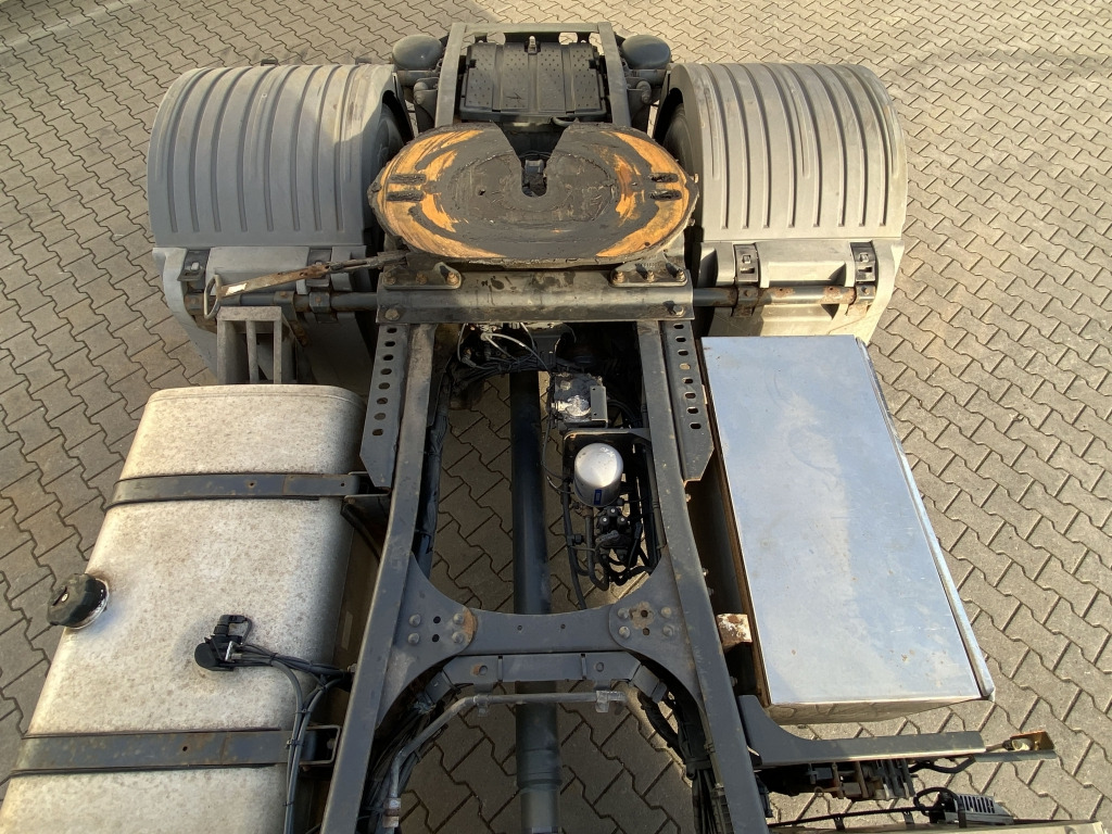 Dragbil Mercedes-Benz 1841 LS Actros MP2