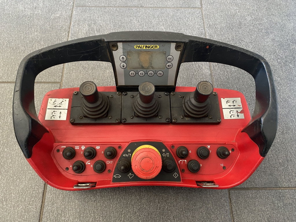 Dragbil Mercedes-Benz 1841 LS, Actros MP3 / Palfinger PK 18502-SHC