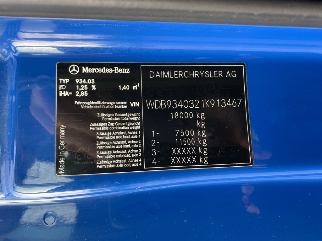 Dragbil Mercedes-Benz 1844 LS Actros MP2