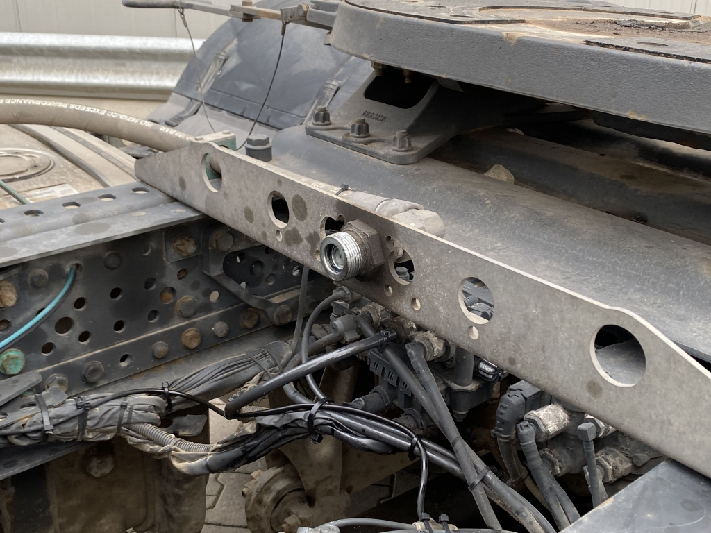 Dragbil Mercedes-Benz 1846 LS Actros