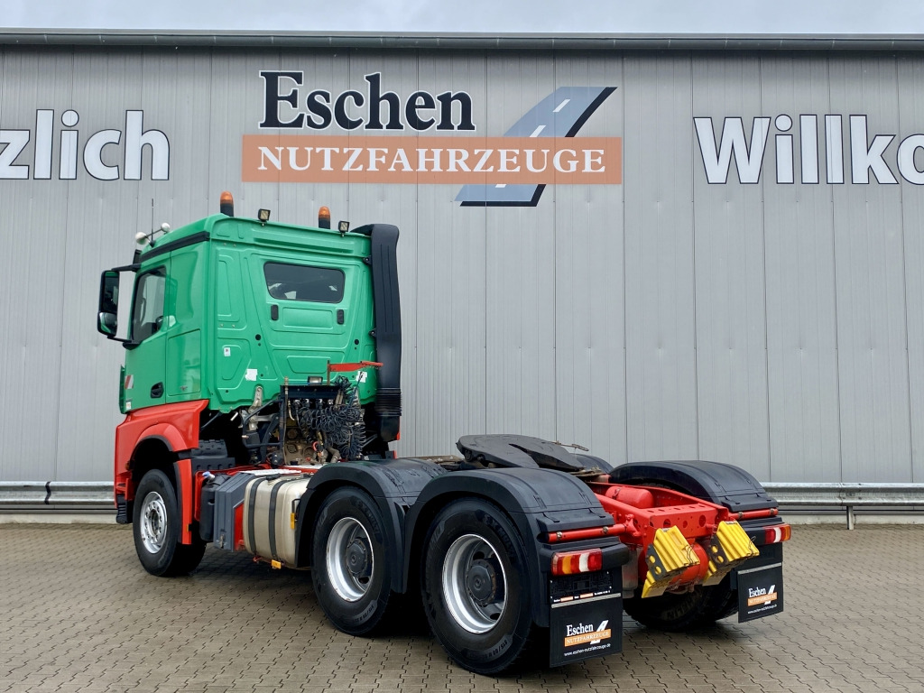 Dragbil Mercedes-Benz 2663 LS Arocs 6x4