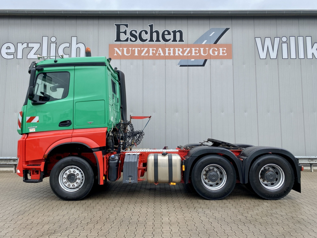 Dragbil Mercedes-Benz 2663 LS Arocs 6x4