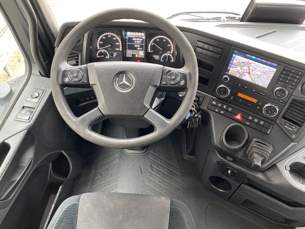 Dragbil Mercedes-Benz 2663 LS Arocs 6x4