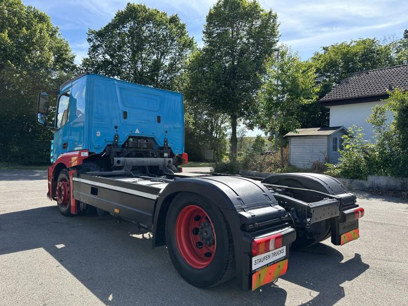 Dragbil Mercedes-Benz Actros 1843 LS Autotransporter SZM EUROLOHR