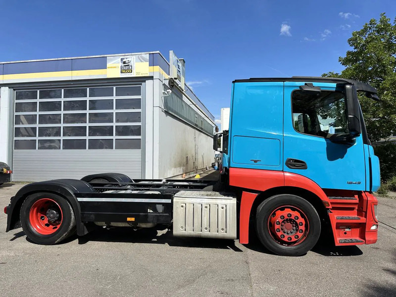 Dragbil Mercedes-Benz Actros 1843 LS Autotransporter SZM EUROLOHR