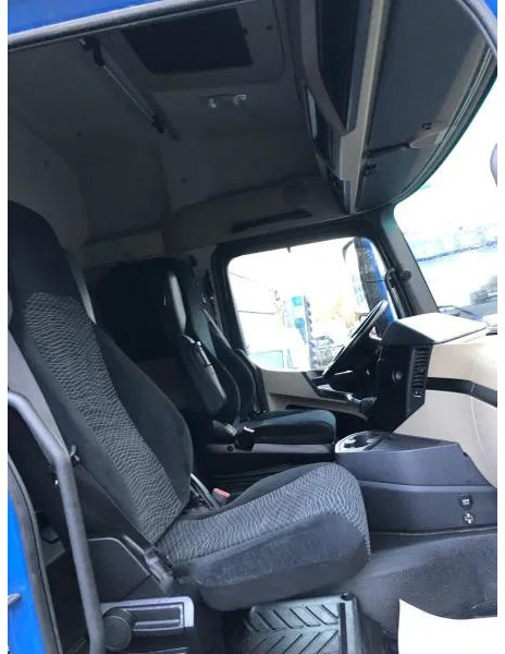 Dragbil Mercedes-Benz Actros 1845 LS LOW MEGA Streamspace Intarder