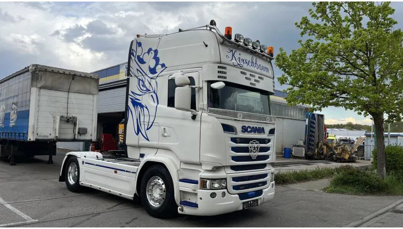 Dragbil Scania R520 V8 Topline Standard Intarder E6