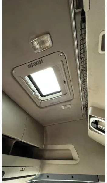 Dragbil Scania R520 V8 Topline Standard Intarder E6