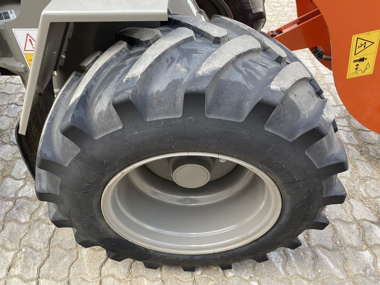 Minilastare Weycor AR320 Cab