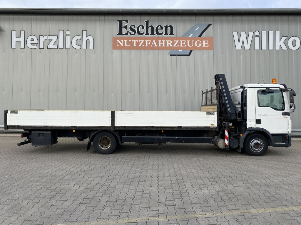 Flakbil MAN TGL 12.220 4x2 BL / HIAB Faltkran