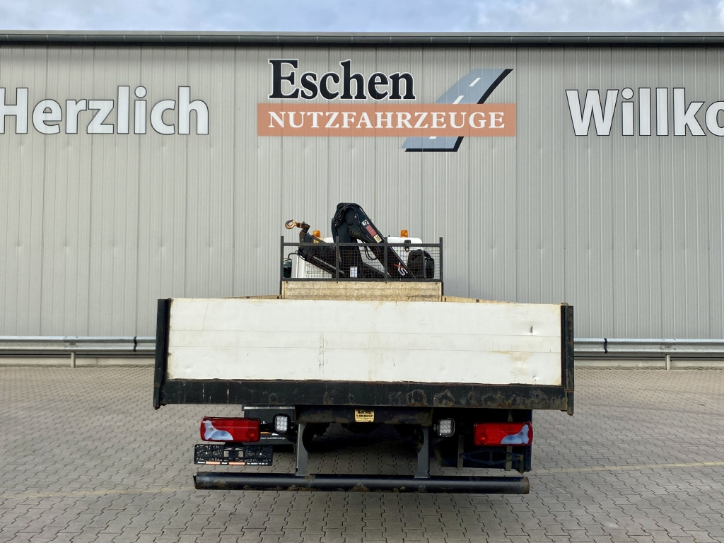 Flakbil MAN TGL 12.220 4x2 BL / HIAB Faltkran