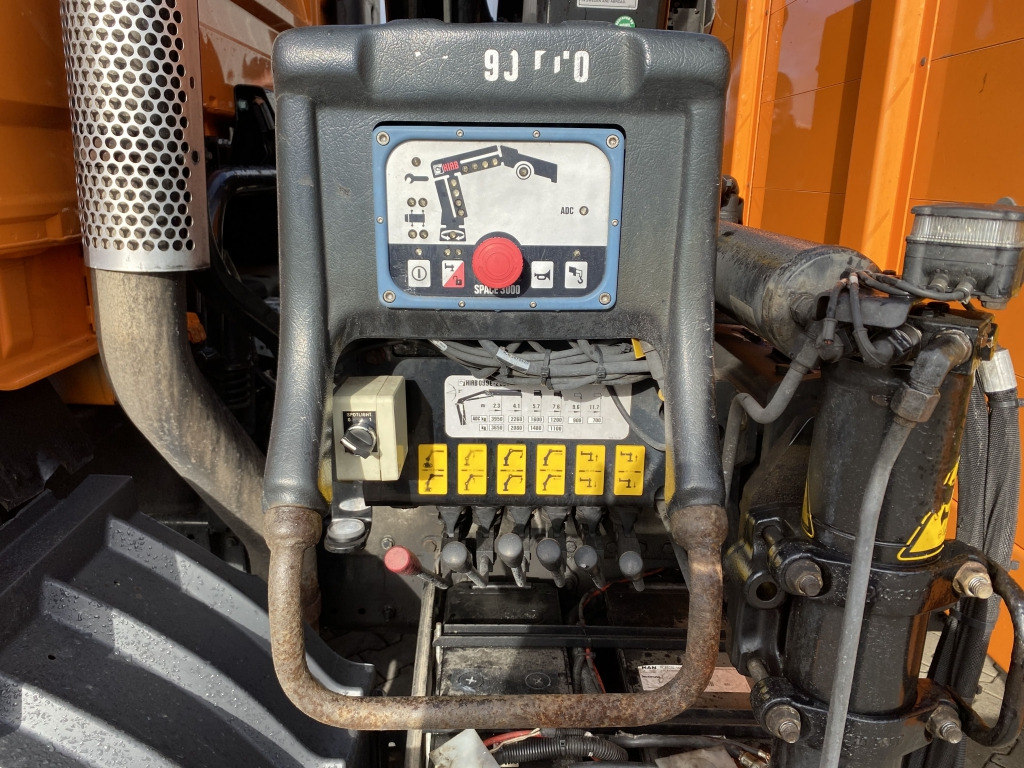 Flakbil MAN TGM 15.290 4x2 BL / HIAB Faltkran