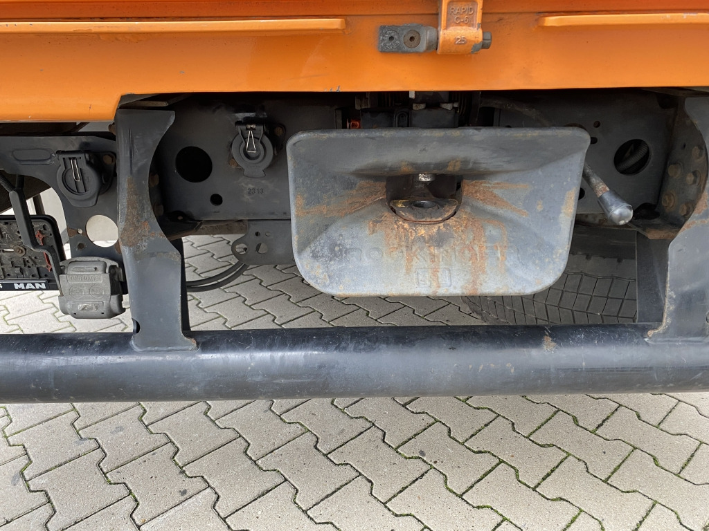 Flakbil MAN TGM 15.290 4x2 BL / HIAB Faltkran