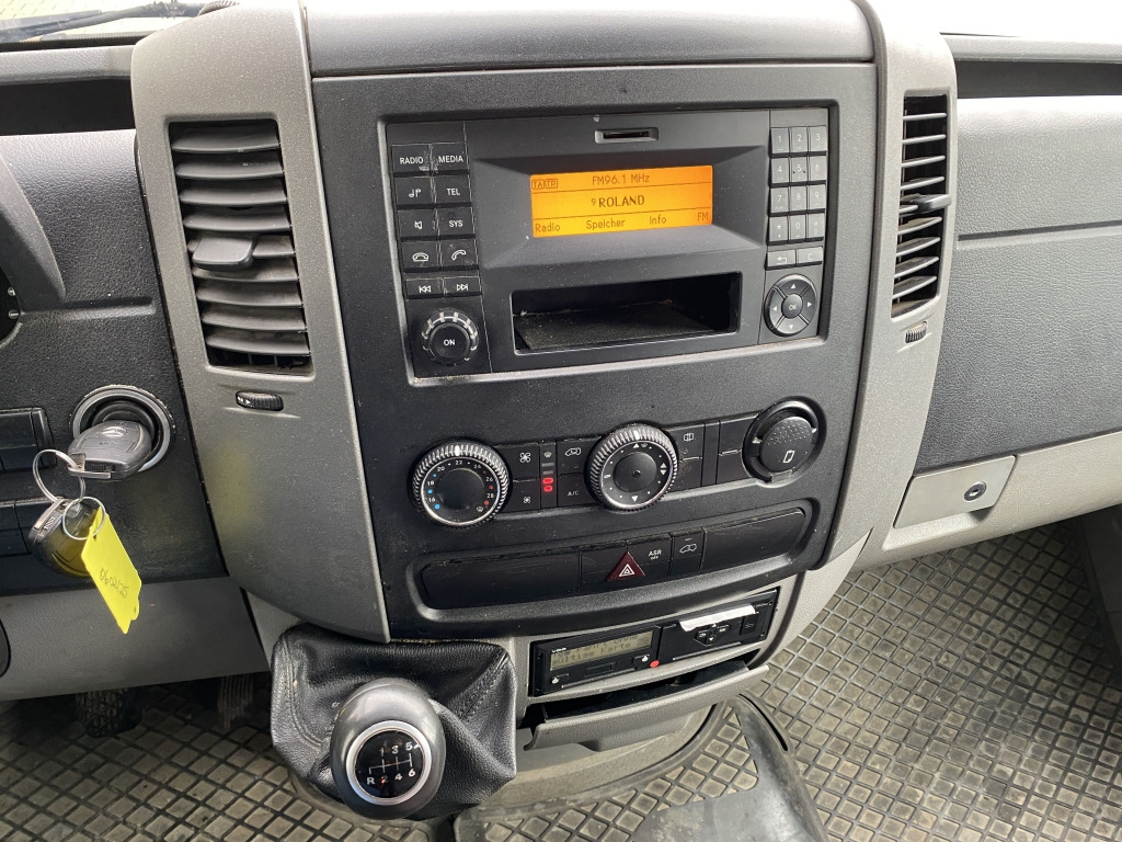 Flakbil Mercedes-Benz 313 CDI Sprinter DOKA